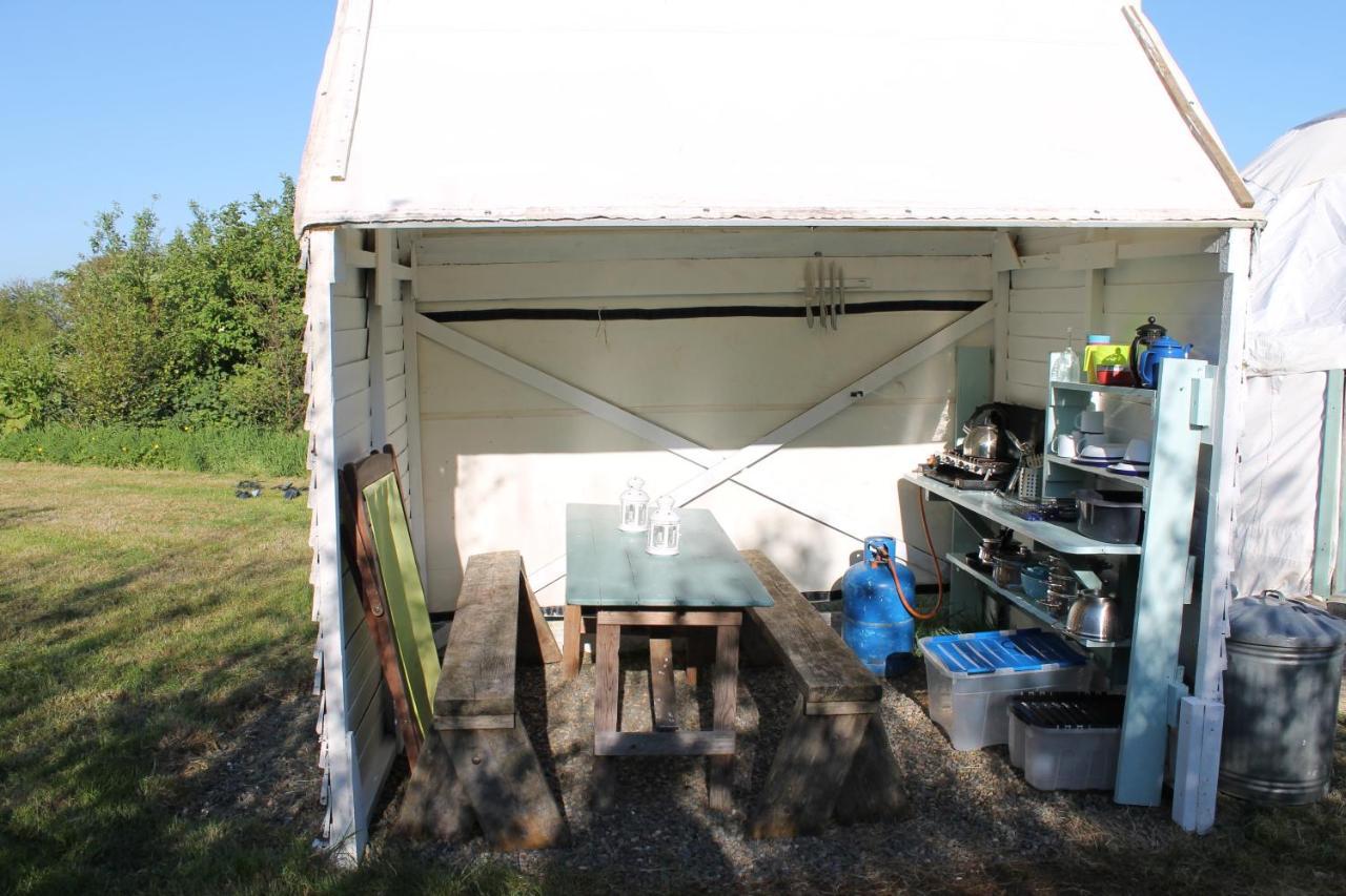Mill Haven Place Glamping-Yurt 2 Haverfordwest Buitenkant foto