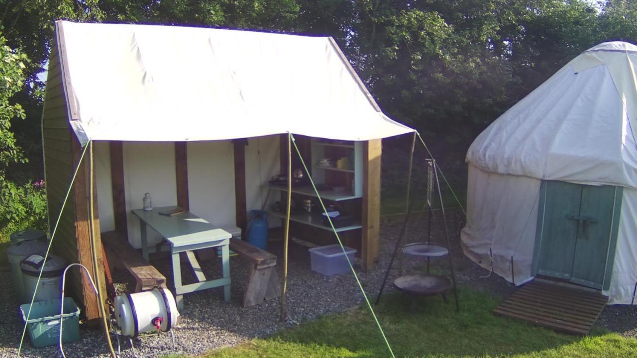 Mill Haven Place Glamping-Yurt 2 Haverfordwest Buitenkant foto