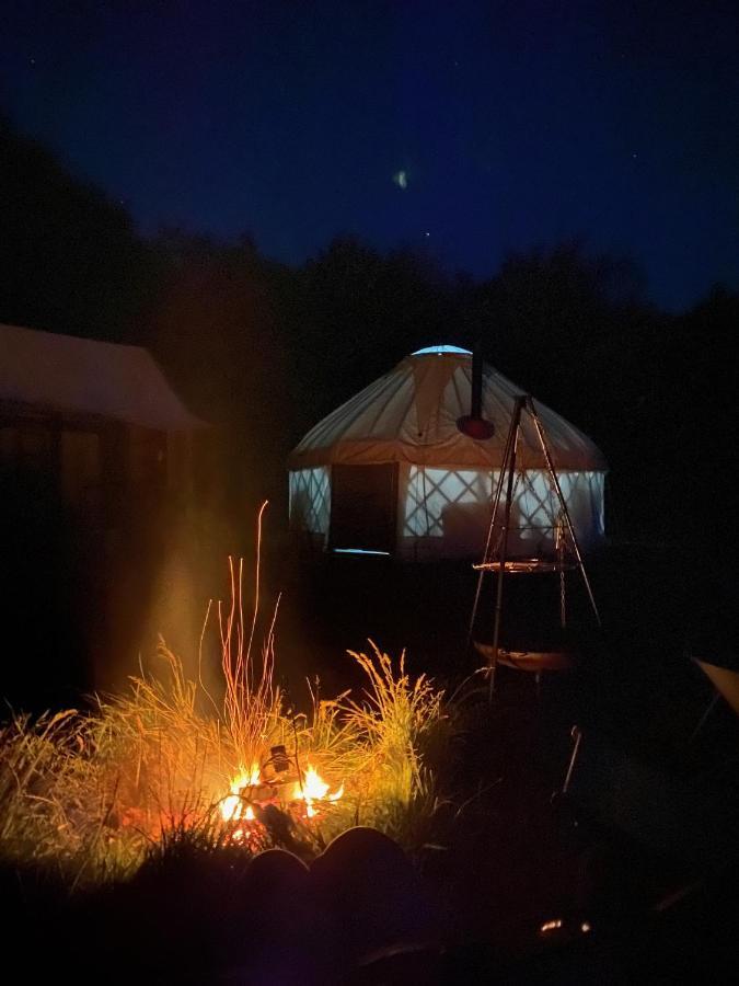 Mill Haven Place Glamping-Yurt 2 Haverfordwest Buitenkant foto