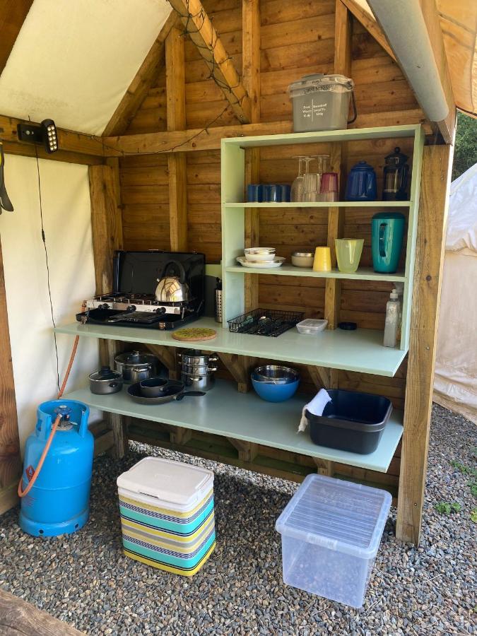 Mill Haven Place Glamping-Yurt 2 Haverfordwest Buitenkant foto